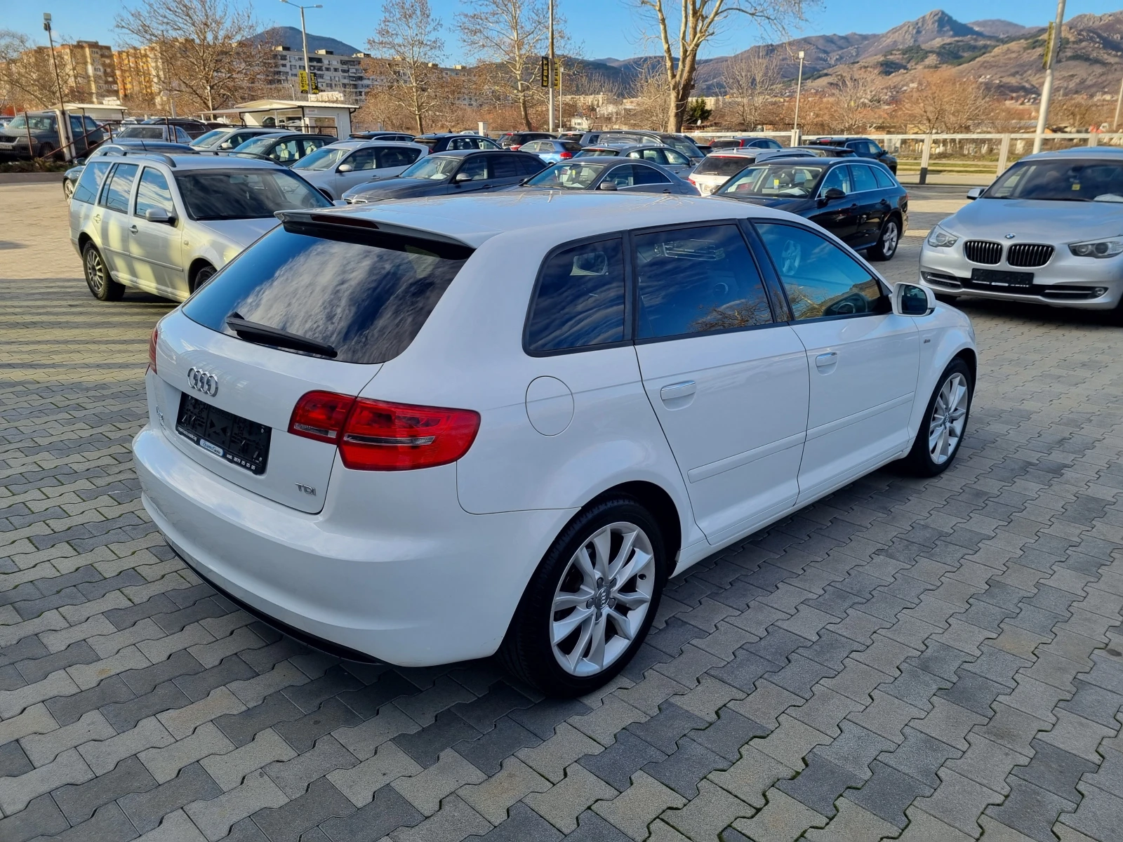 Audi A3 S-LINE * 2.0TDi-140ps 2011г. FACELIFT - изображение 6