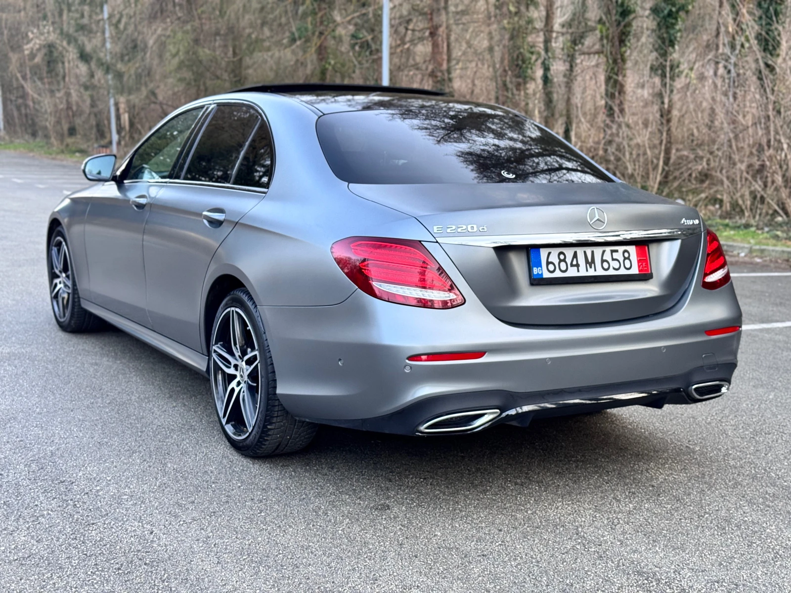 Mercedes-Benz E 220 * 4MATIC* PANO* DIST* BURMASTER* 9G* AMG-LINE* FUL - изображение 5