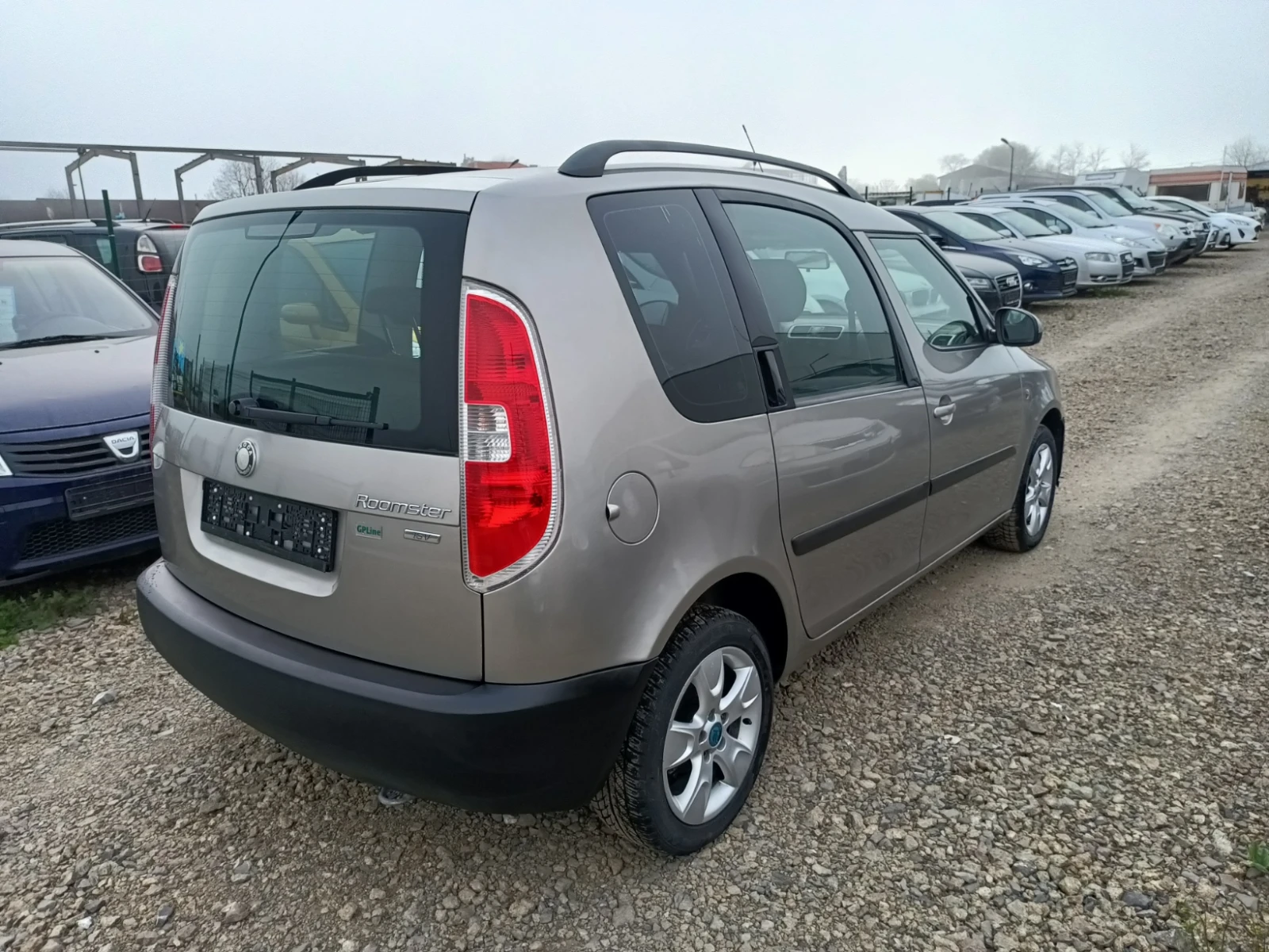 Skoda Roomster 1, 4i Бенз/газ - изображение 4