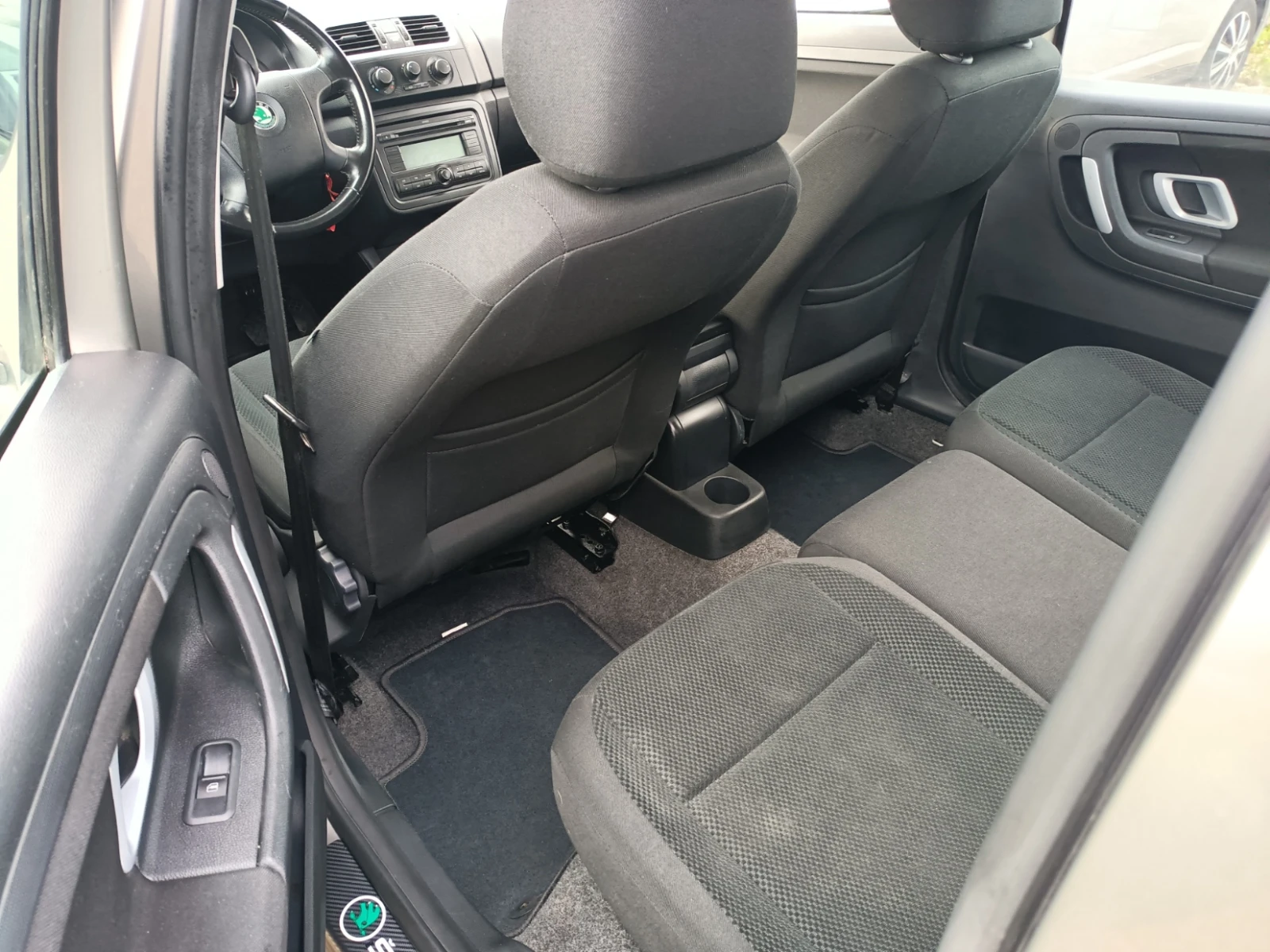 Skoda Roomster 1, 4i Бенз/газ - изображение 7