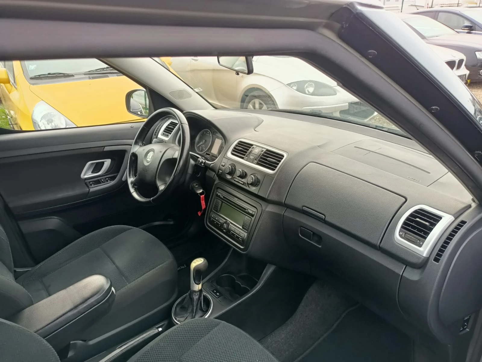 Skoda Roomster 1, 4i Бенз/газ - изображение 9