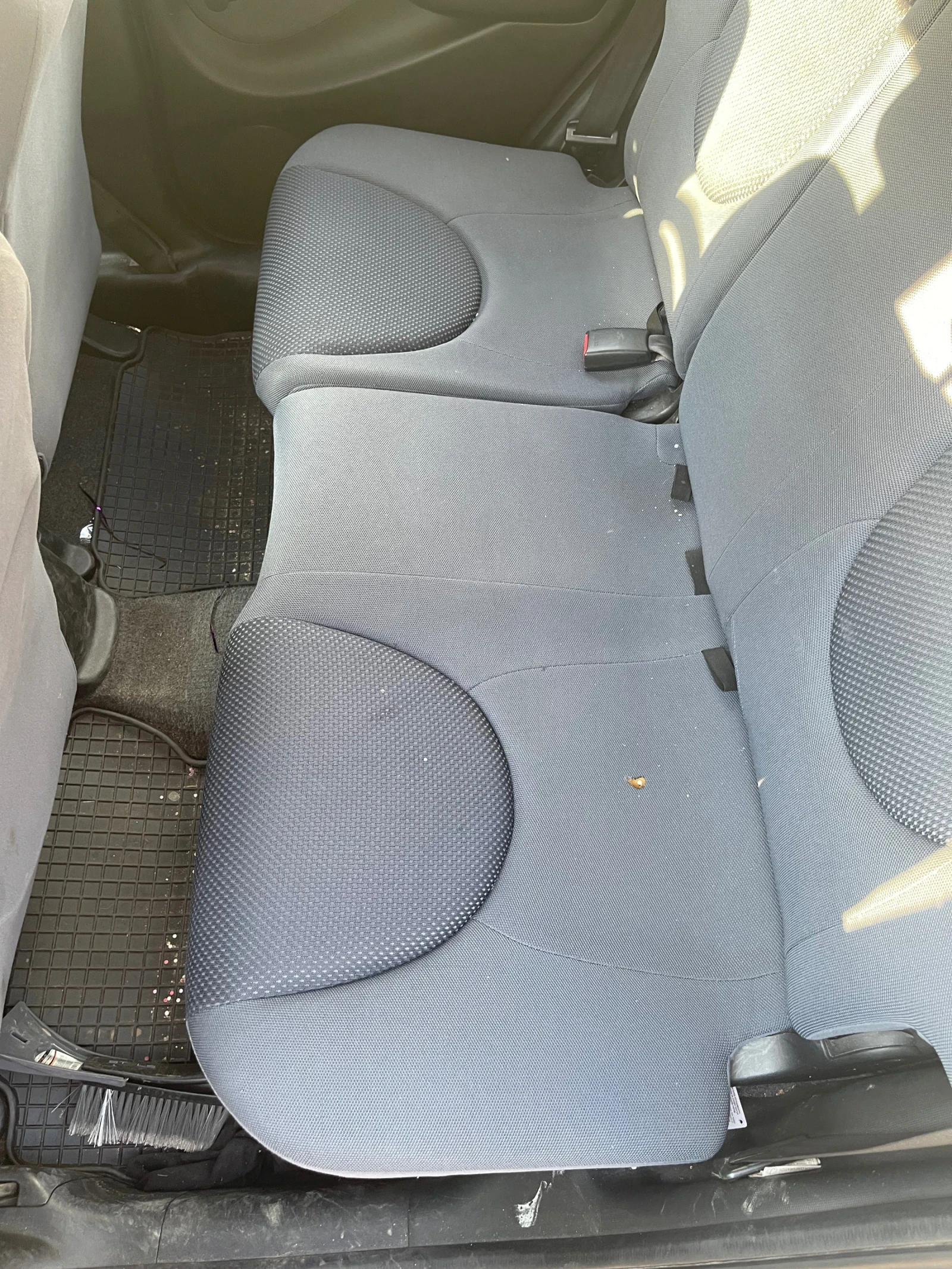 Honda Jazz 1.3i 78кс - изображение 7