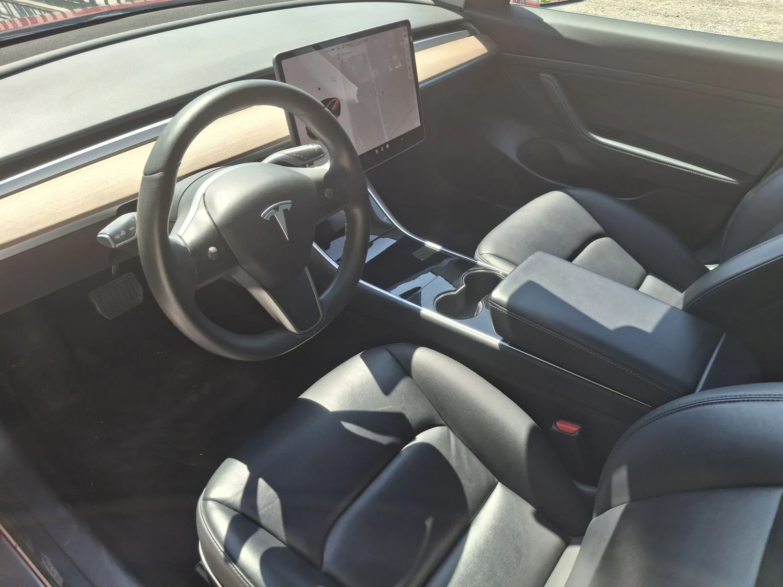 Tesla Model 3 60kw RWD TOP Гаранция  - изображение 10