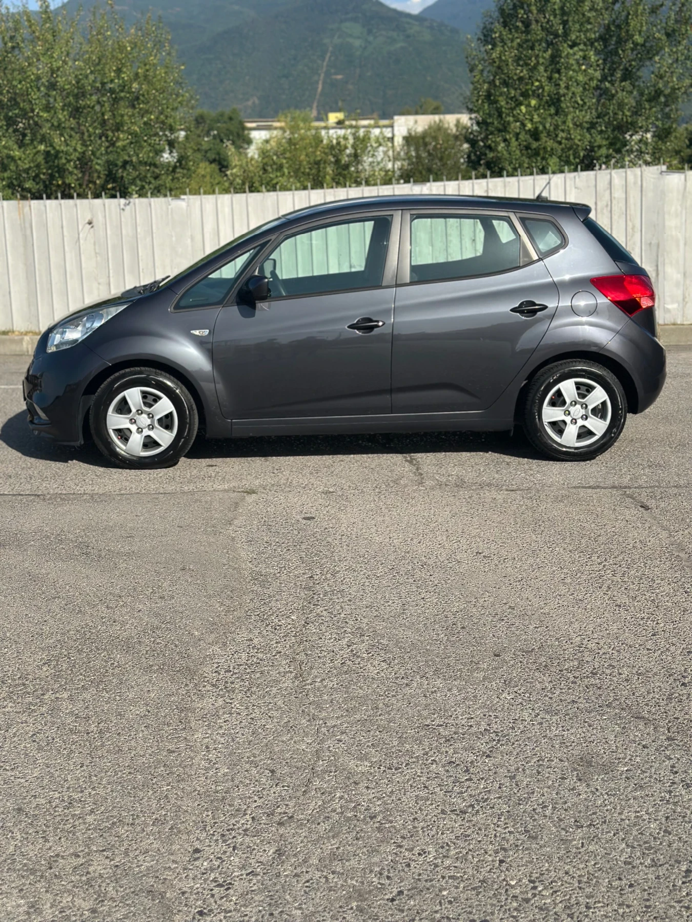 Kia Venga 1.4CRDi - изображение 4