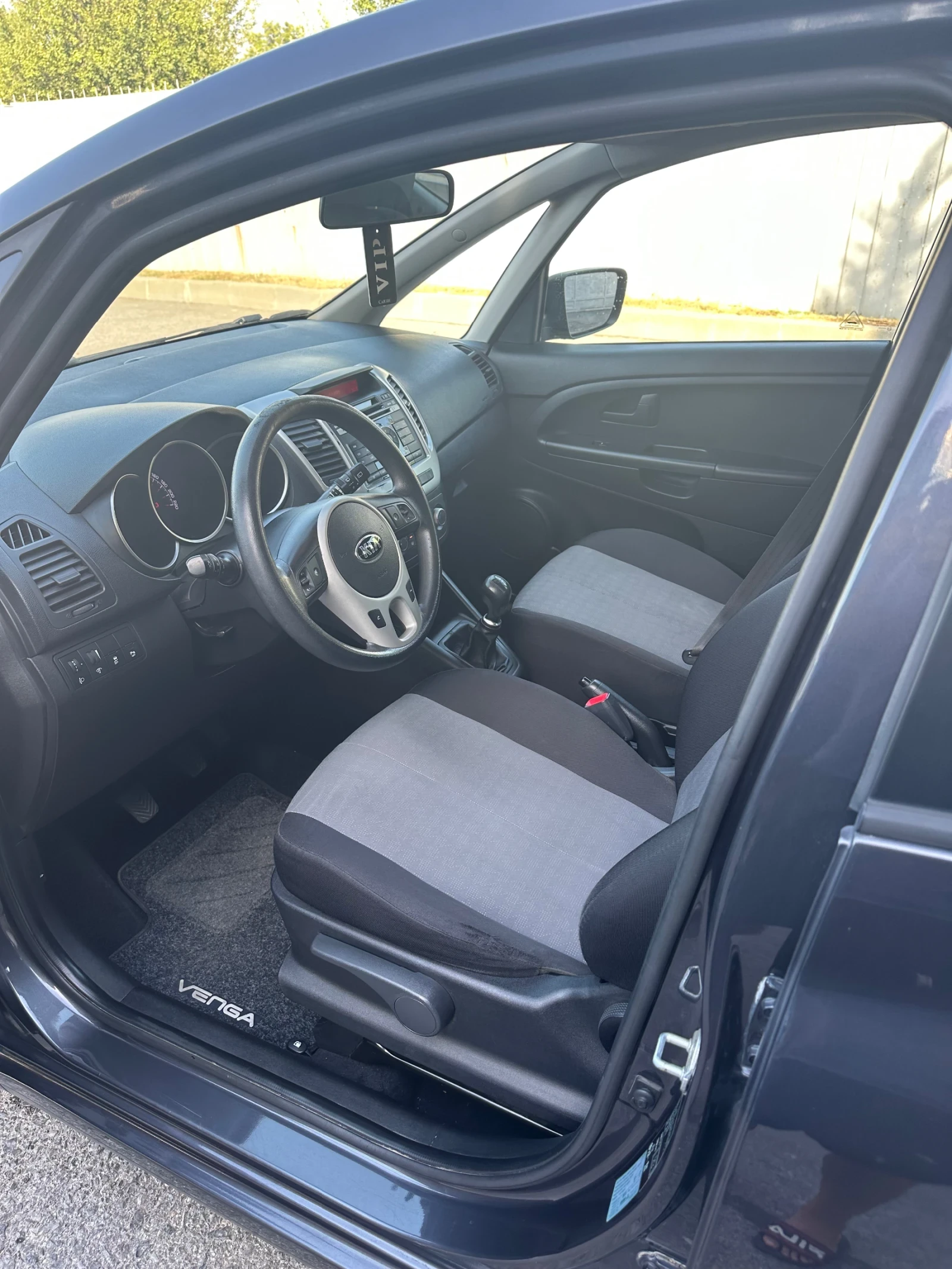 Kia Venga 1.4CRDi - изображение 8