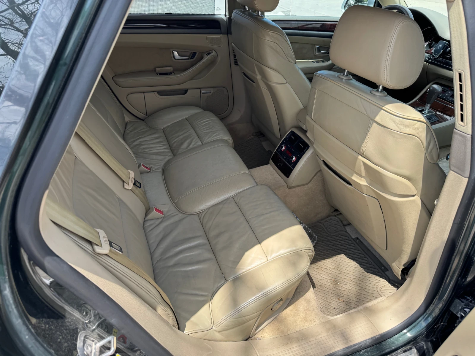 Audi A8 4.2 - изображение 10