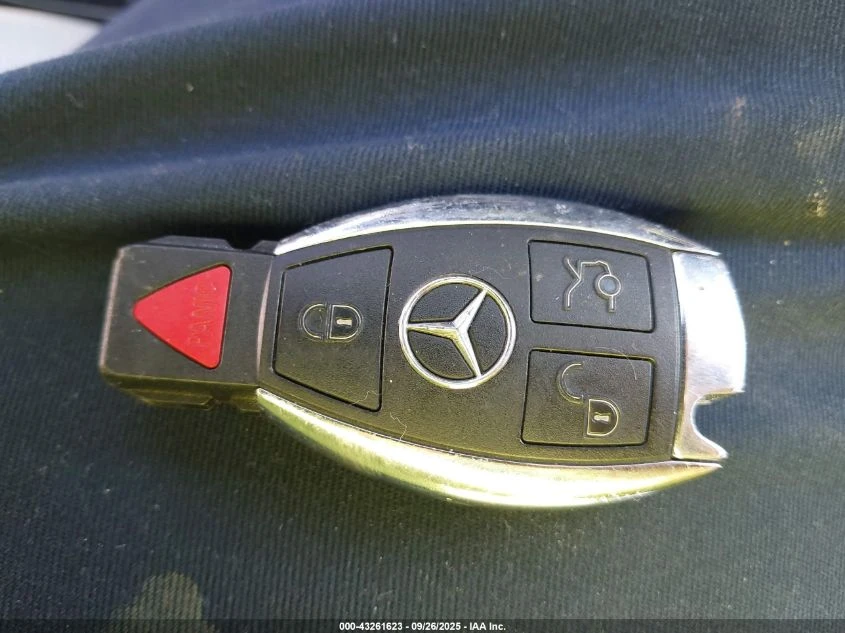 Mercedes-Benz C 300 4MATIC* Burmester* * *  | Mobile.bg   10