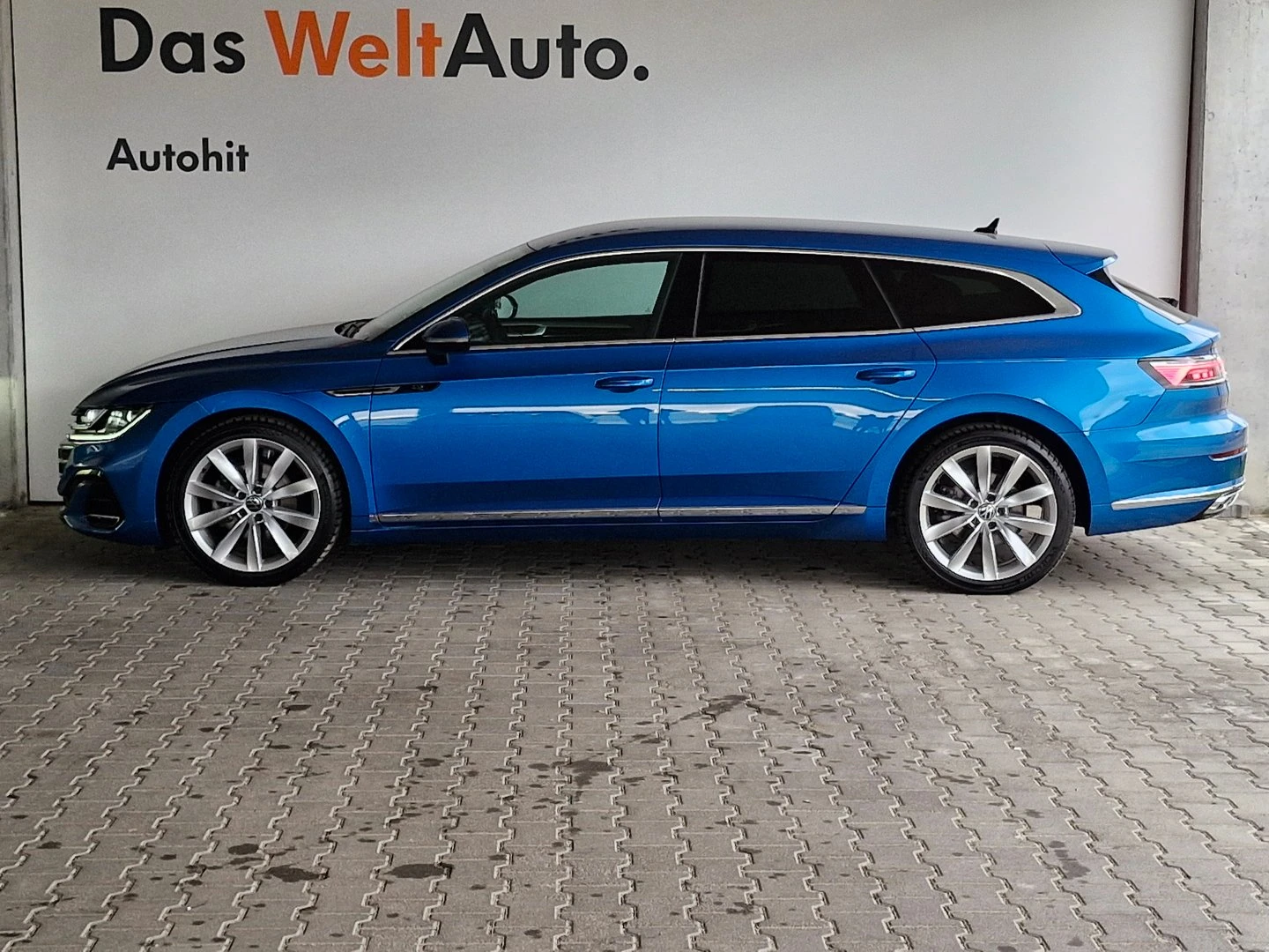 VW Arteon R-Line 2.0 TDI SCR DSG - изображение 3