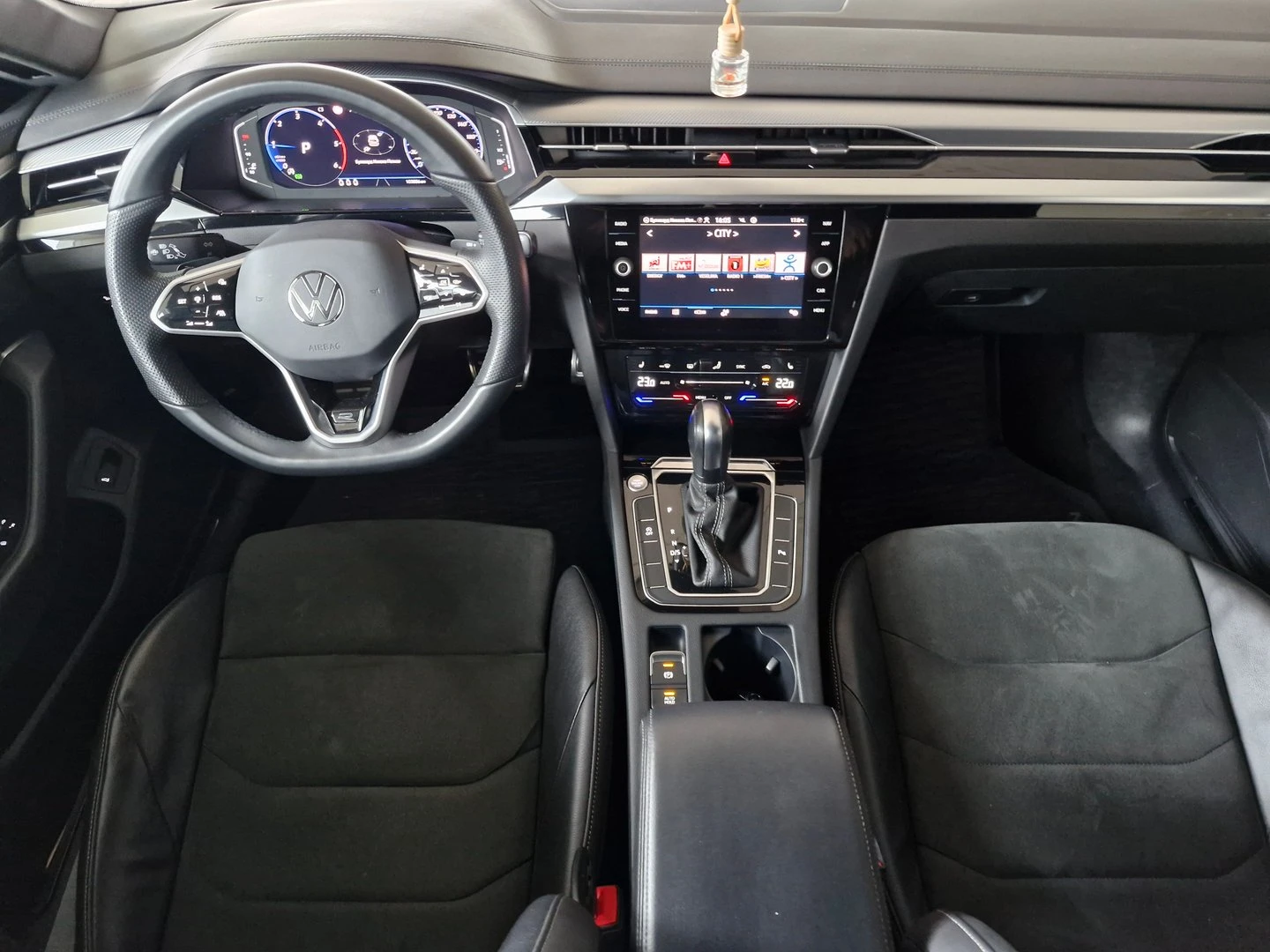 VW Arteon R-Line 2.0 TDI SCR DSG - изображение 4