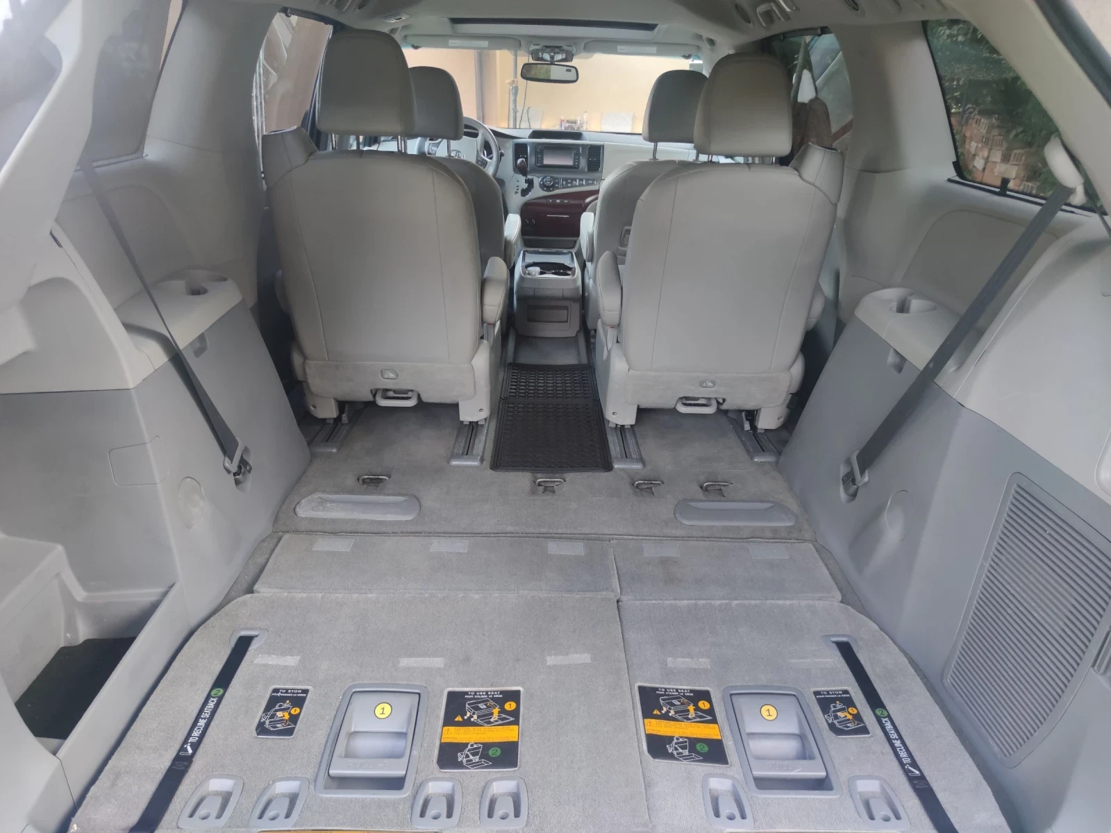 Toyota Sienna 3.5iAWD - изображение 10