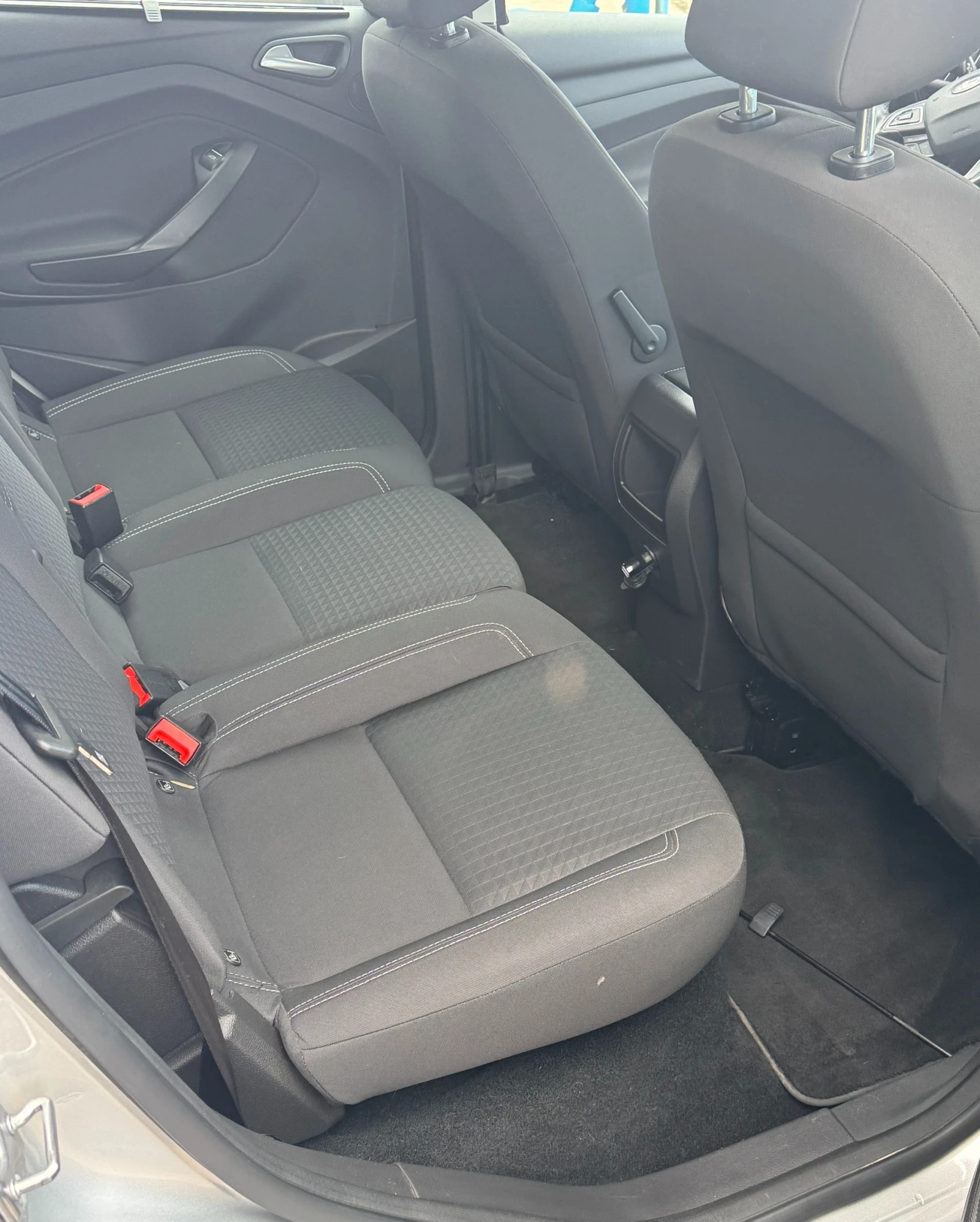 Ford C-max 2.0 DISEL 150кс, NAVI CARPLAY, снимка 17 - Автомобили и джипове - 53725221