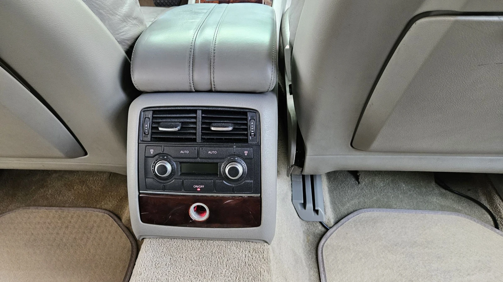 Audi A8, снимка 15 - Автомобили и джипове - 53728115