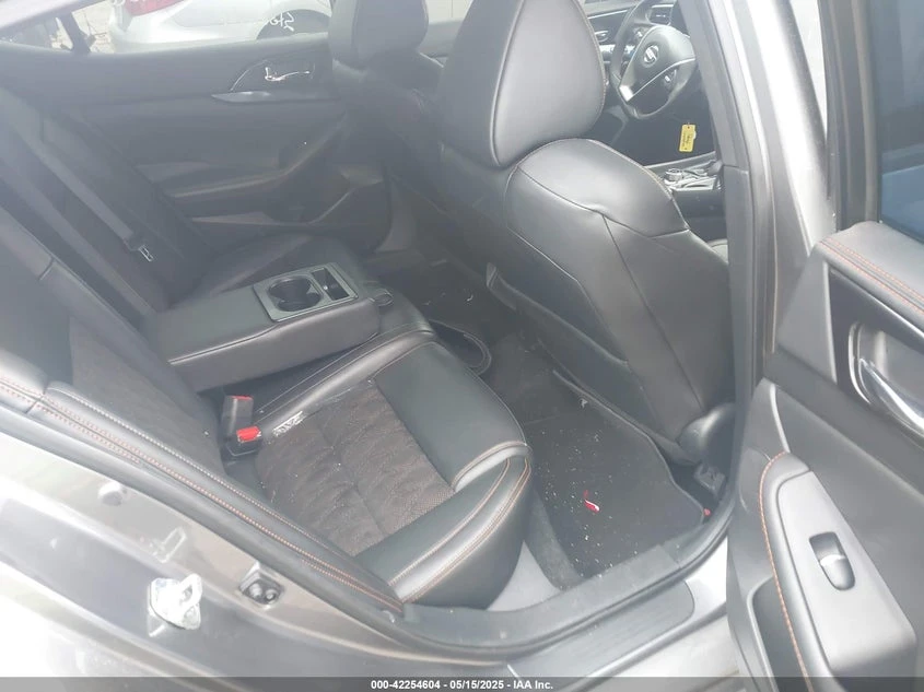 Nissan Maxima 3.5l 3.5 Sr, снимка 8 - Автомобили и джипове - 53918882