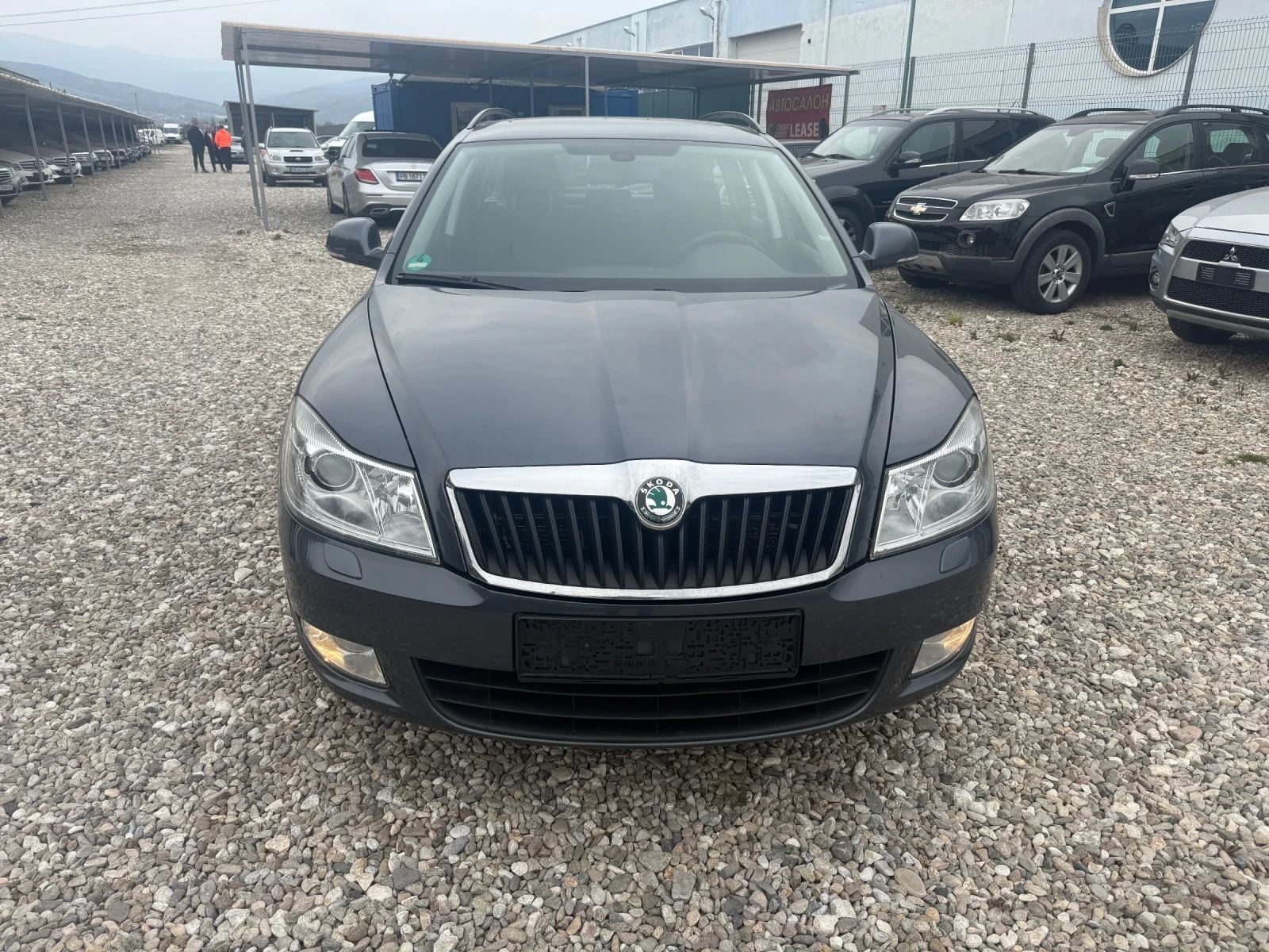 Skoda Octavia 2.0 TDI, снимка 2 - Автомобили и джипове - 54205147