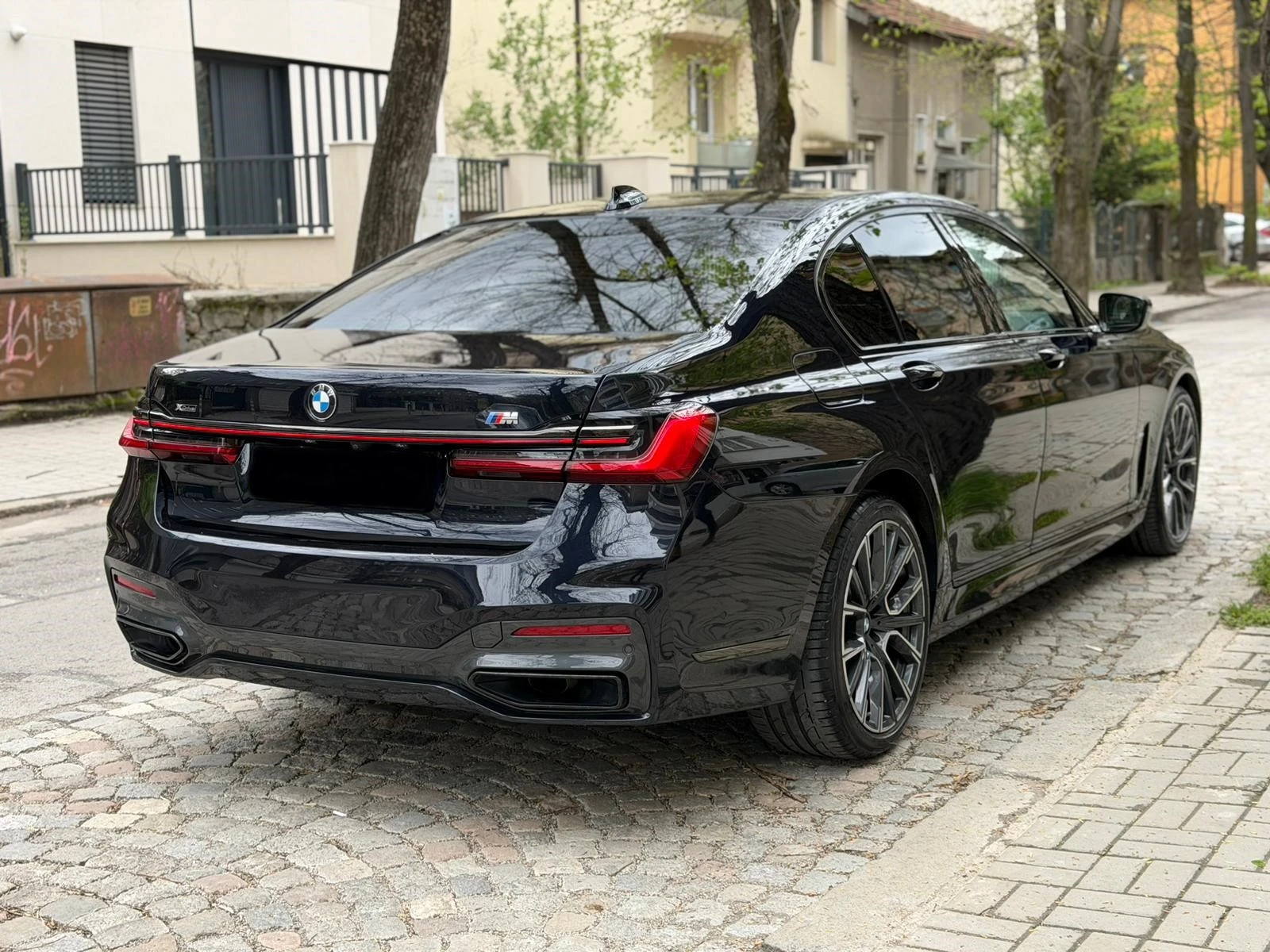 BMW 730 d xDrive M Sport, снимка 5 - Автомобили и джипове - 54292698