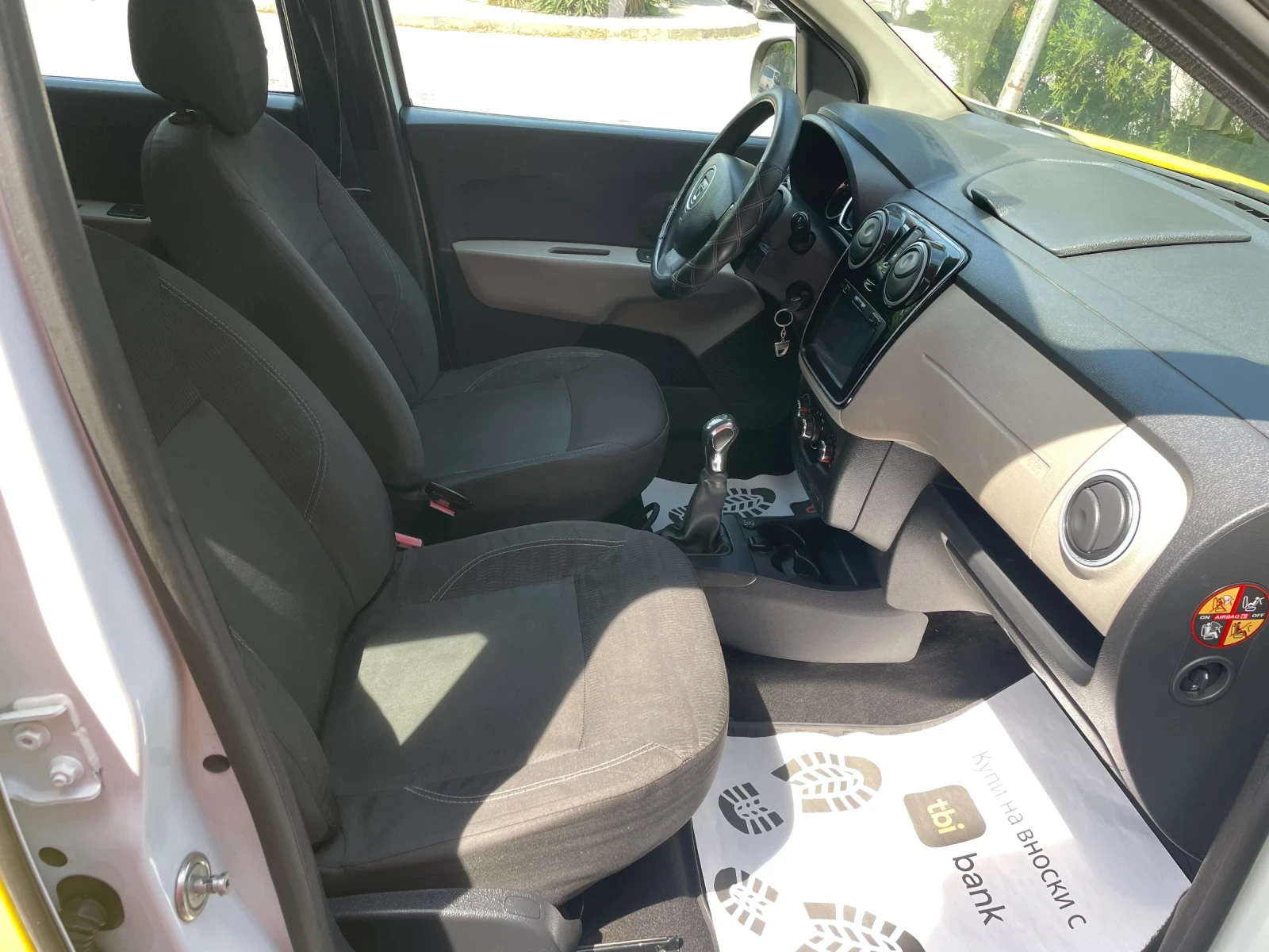 Dacia Lodgy 1.6 бензин-ГАЗ 102кс 6+ 1 места, снимка 10 - Автомобили и джипове - 54456914