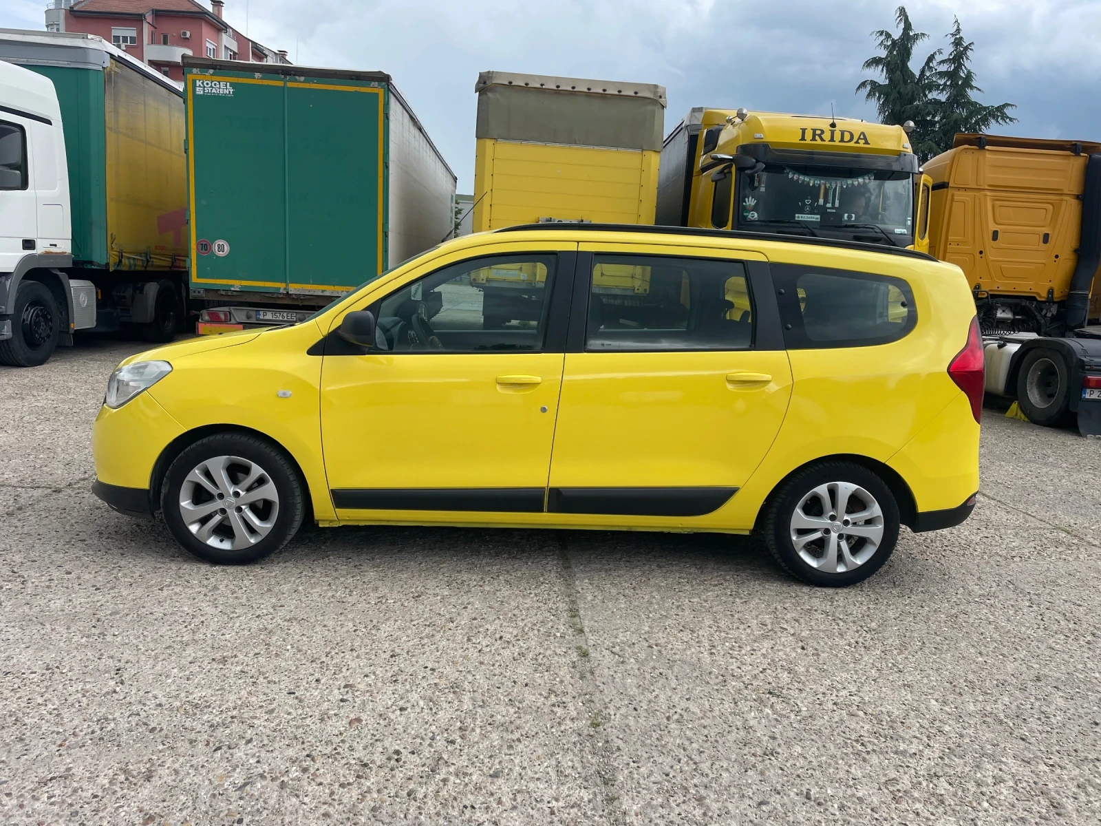Dacia Lodgy 1.6 ������-��� 102�� 6+ 1 ����� | Mobile.bg � ����������� 3