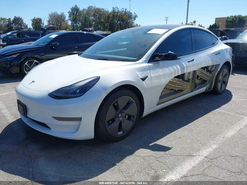 Tesla Model 3 Rear-Wheel Drive, снимка 2 - Автомобили и джипове - 54463901