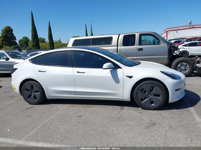 Tesla Model 3 Rear-Wheel Drive, снимка 13 - Автомобили и джипове - 54463901