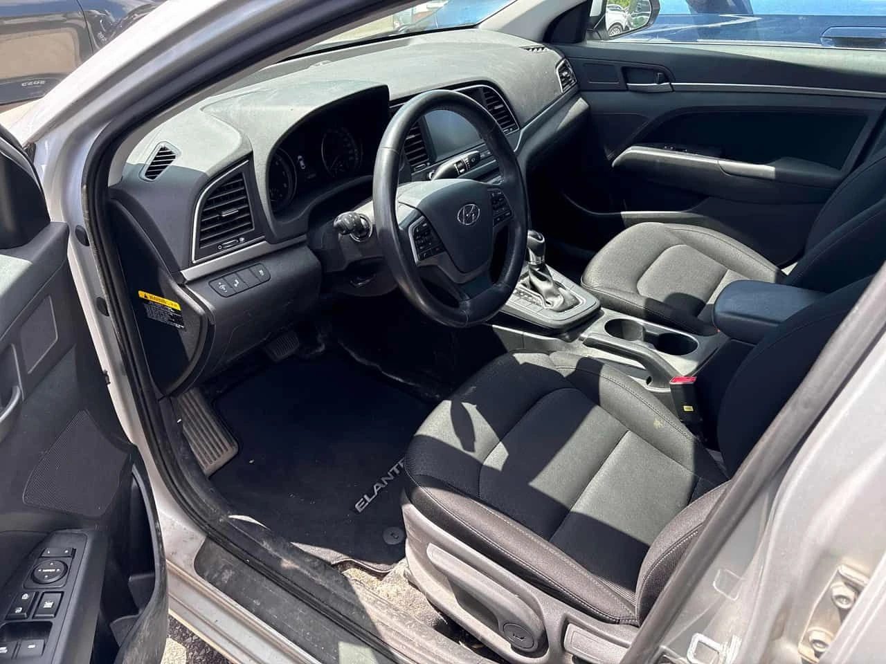 Hyundai Elantra GL| �� ����������������| CARFAX| ������� | Mobile.bg � ����������� 7