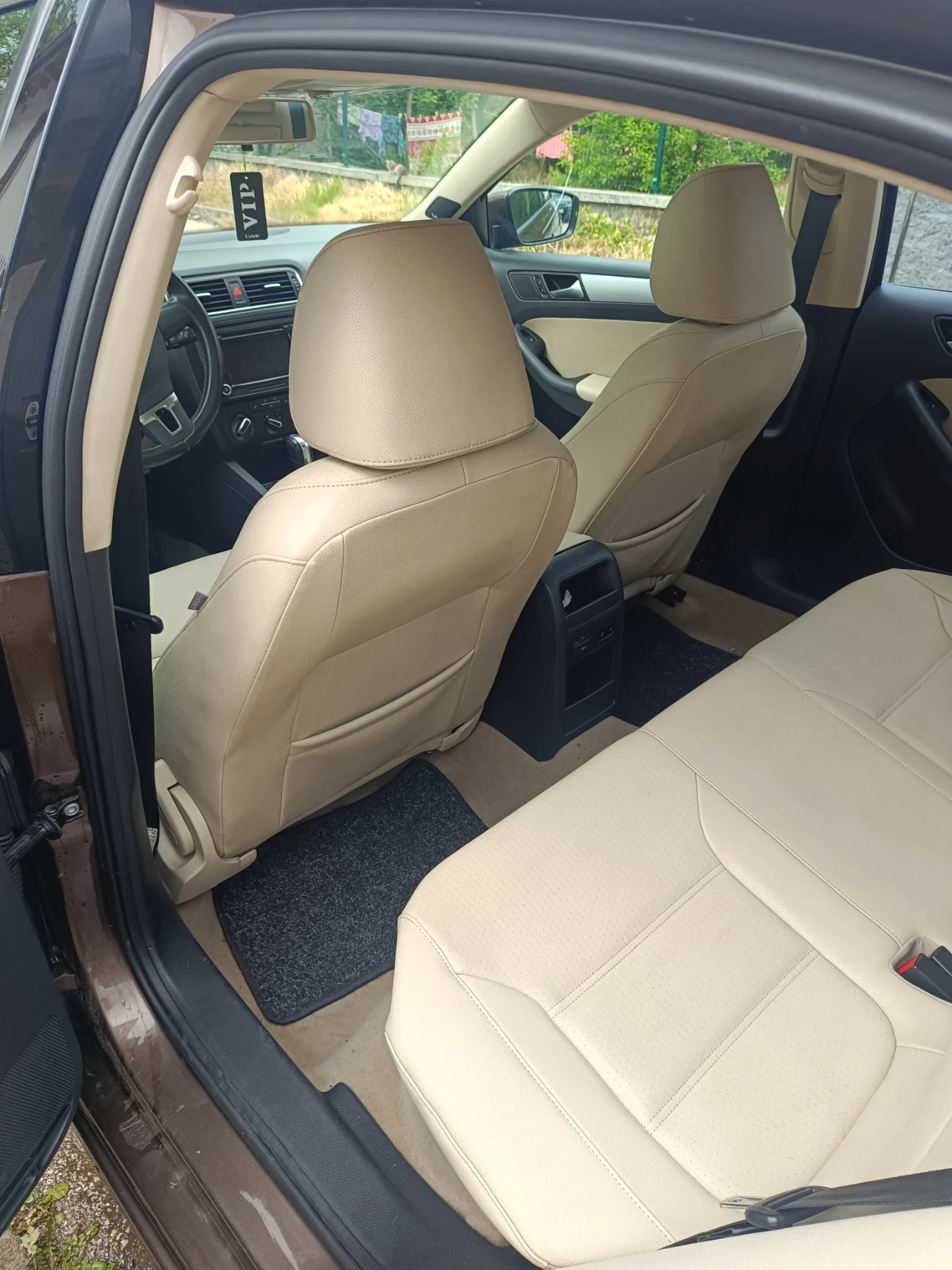 VW Jetta 2.00TDI USA, снимка 10 - Автомобили и джипове - 55083285