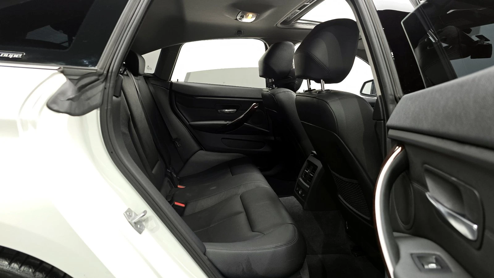 BMW 420 ЛЮК* HUD* KEYLESS* ПОДГРЕВ ВОЛАН* КРАЙНА ЦЕНА, снимка 12 - Автомобили и джипове - 55243824
