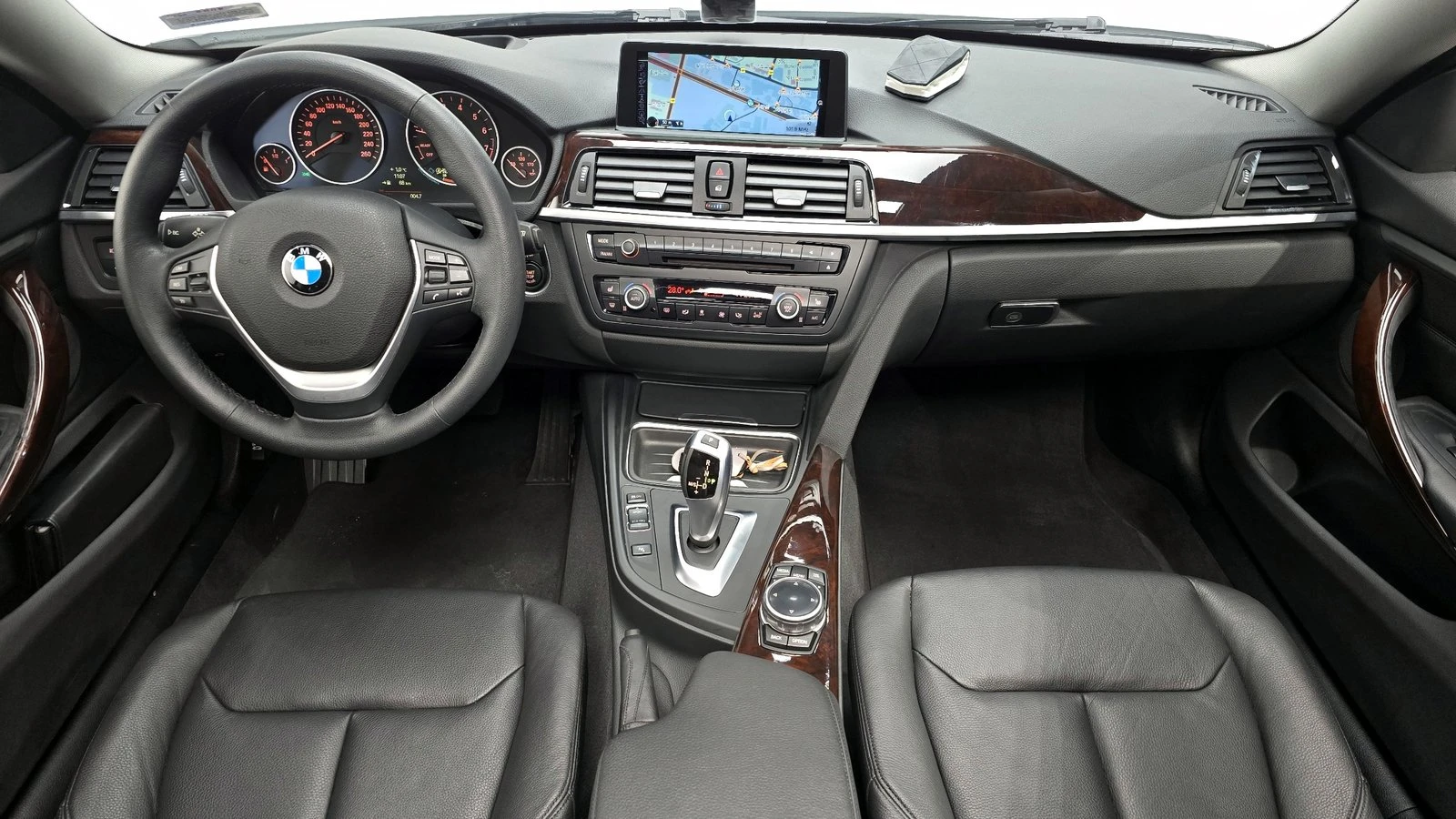 BMW 420 ЛЮК* HUD* KEYLESS* ПОДГРЕВ ВОЛАН* КРАЙНА ЦЕНА, снимка 7 - Автомобили и джипове - 55243824