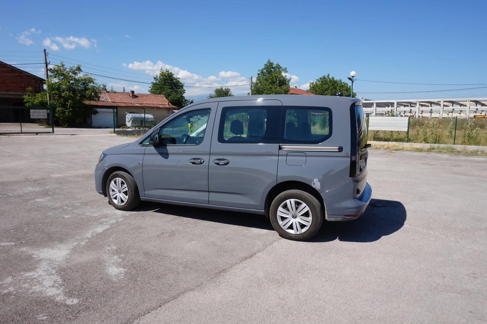 VW Caddy N1, снимка 2 - Автомобили и джипове - 55523051