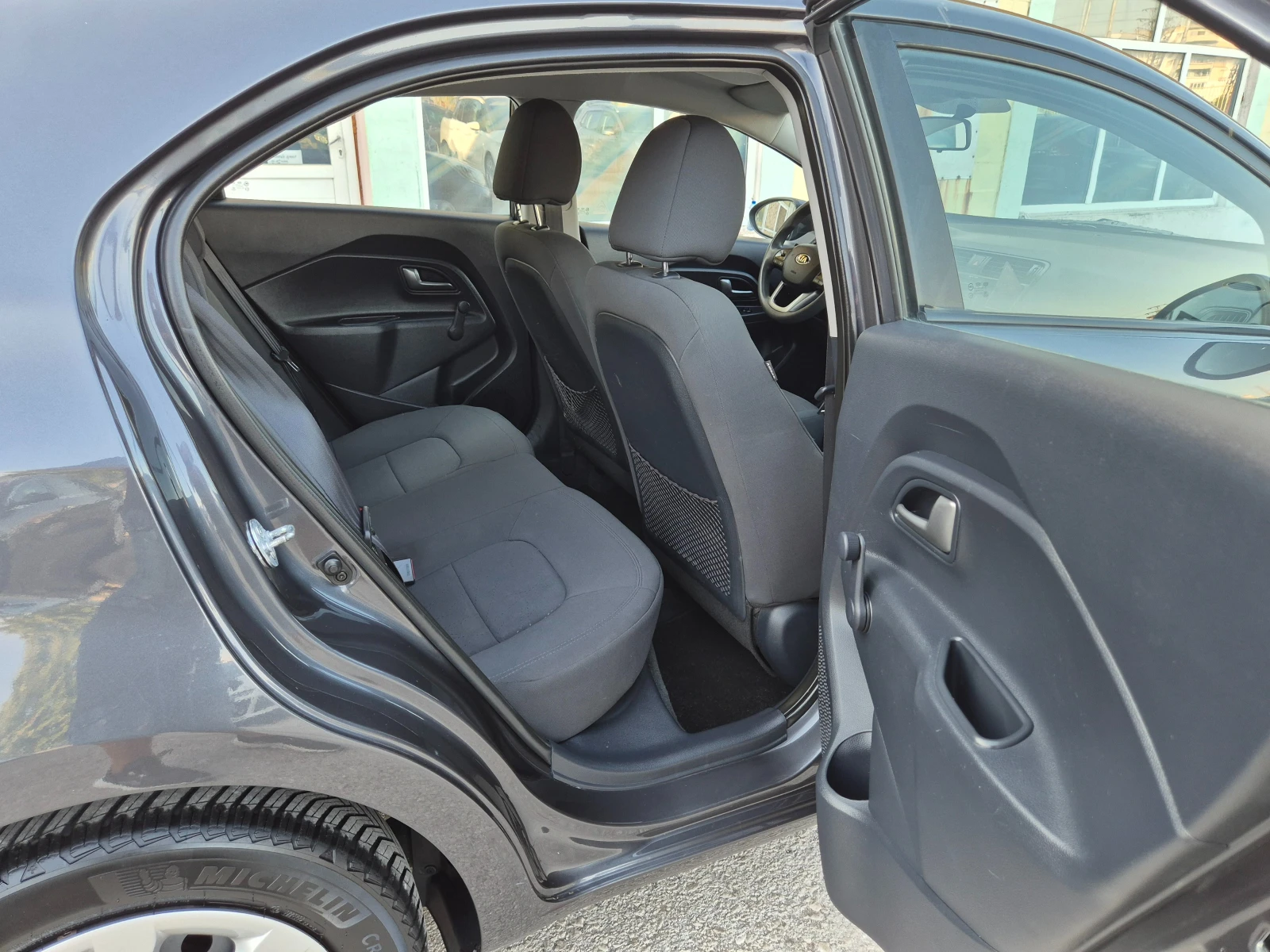 Kia Rio 1.1 CRDI ITALY, снимка 11 - Автомобили и джипове - 55646703