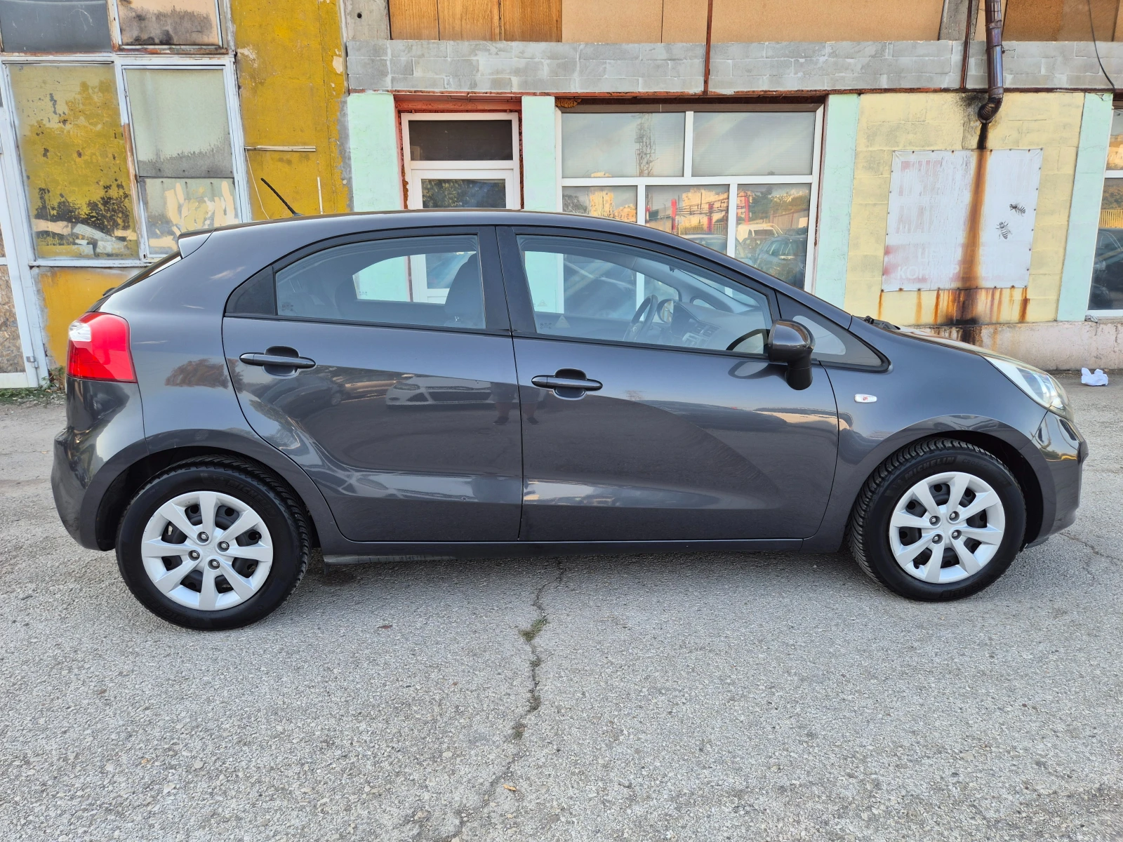 Kia Rio 1.1 CRDI ITALY, снимка 5 - Автомобили и джипове - 55646703