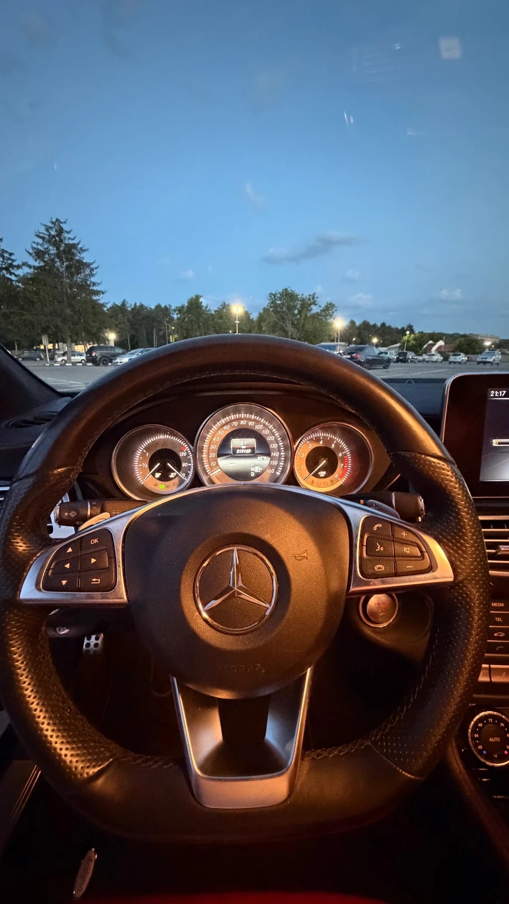 Mercedes-Benz CLS 400 4MATIC AMG ПАКЕТ | RED DESIGNO | ЕЛ. ЩОРА | , снимка 10 - Автомобили и джипове - 55719754