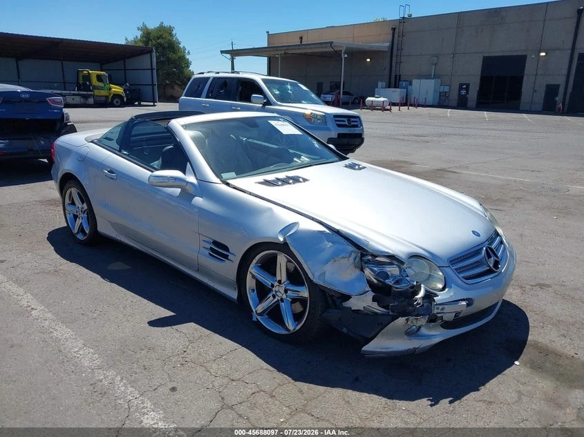 Mercedes-Benz SL 500 5.0L V-8 , 302HP