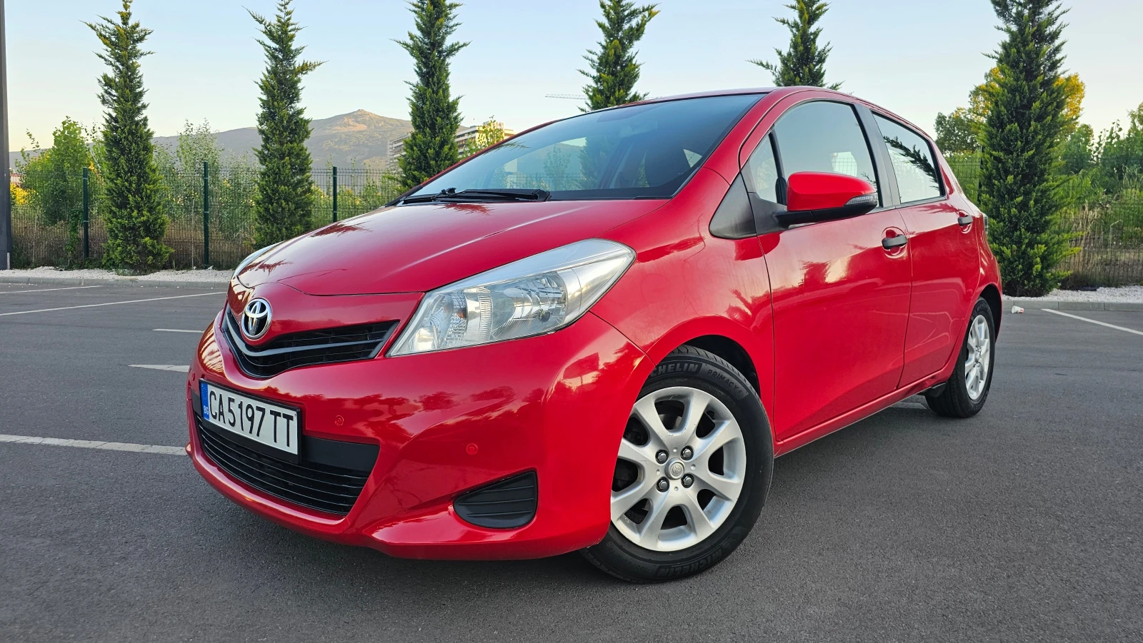 Toyota Yaris КАМЕРА* ПРЕДЕН/ЗАДЕН ПАРКТРОНИК* ПОДГРЕВ* ANDROID*