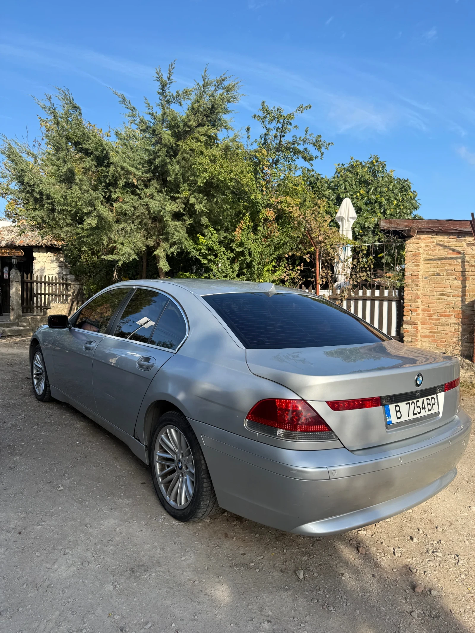 BMW 730