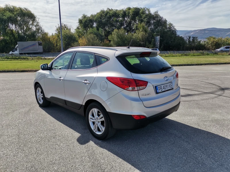 Hyundai IX35 1, 7cdti klima, снимка 4 - Автомобили и джипове - 48738596