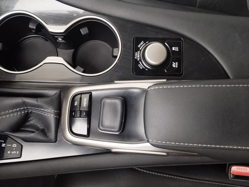 Lexus RX 450h, снимка 6 - Автомобили и джипове - 52299915