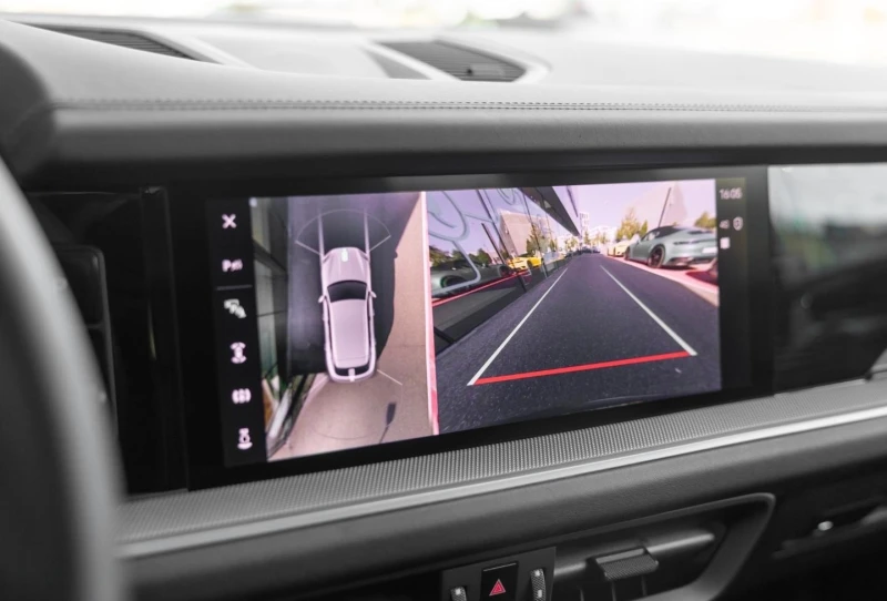 Porsche Cayenne 3.0 V6 MATRIX-LED BOSE PANORAMA 360, снимка 13 - Автомобили и джипове - 51772653