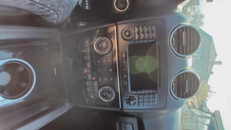 Mercedes-Benz ML 320, снимка 10 - Автомобили и джипове - 53068256