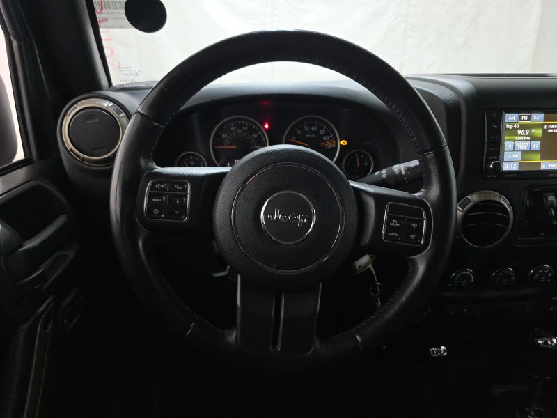 Jeep Wrangler Unlimited 75th Anniversary Edition, снимка 8 - Автомобили и джипове - 52579838