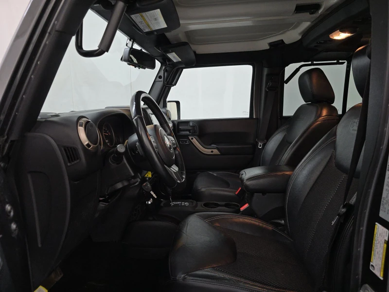 Jeep Wrangler Unlimited 75th Anniversary Edition, снимка 7 - Автомобили и джипове - 52579838