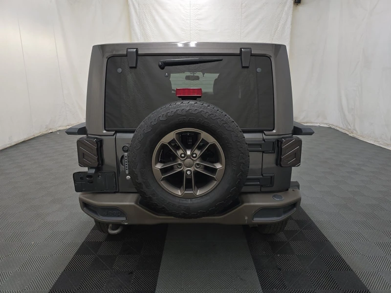 Jeep Wrangler Unlimited 75th Anniversary Edition, снимка 5 - Автомобили и джипове - 52579838