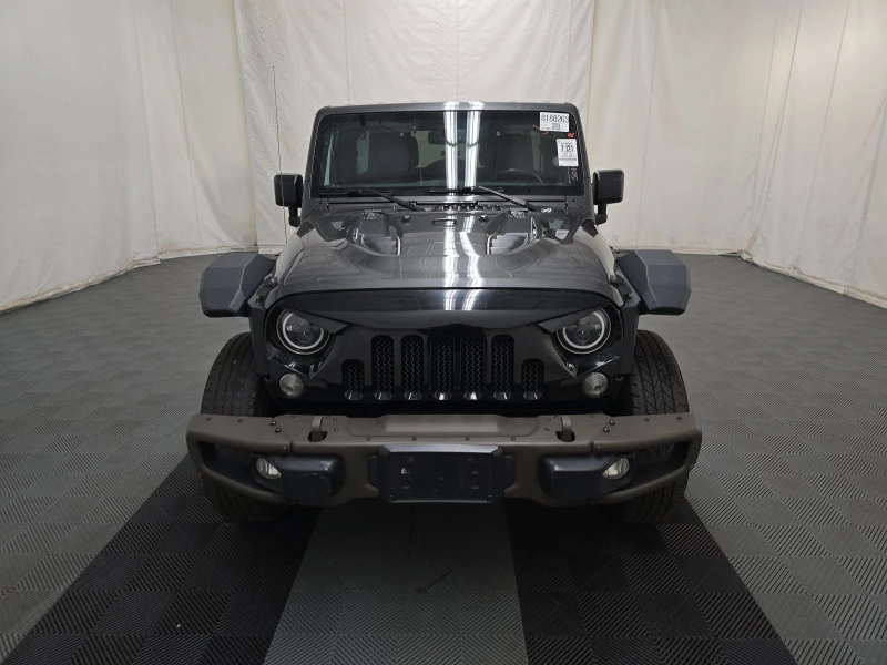Jeep Wrangler Unlimited 75th Anniversary Edition, снимка 2 - Автомобили и джипове - 52579838