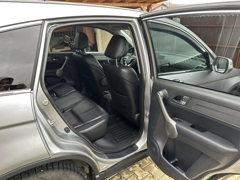 Honda Cr-v Executive, снимка 8 - Автомобили и джипове - 53301242
