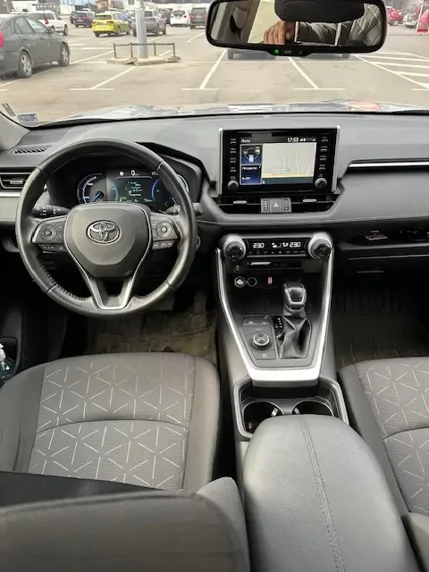 Toyota Rav4 2.5 hybrid AWD-i, снимка 11 - Автомобили и джипове - 54038022
