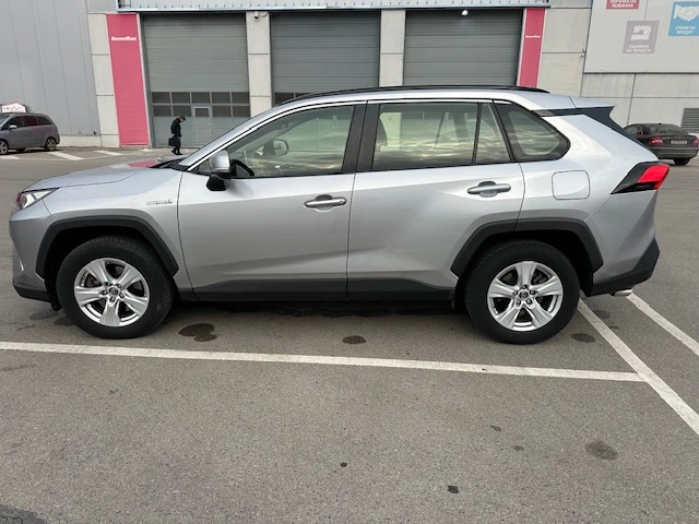 Toyota Rav4 2.5 hybrid AWD-i, снимка 3 - Автомобили и джипове - 54038022