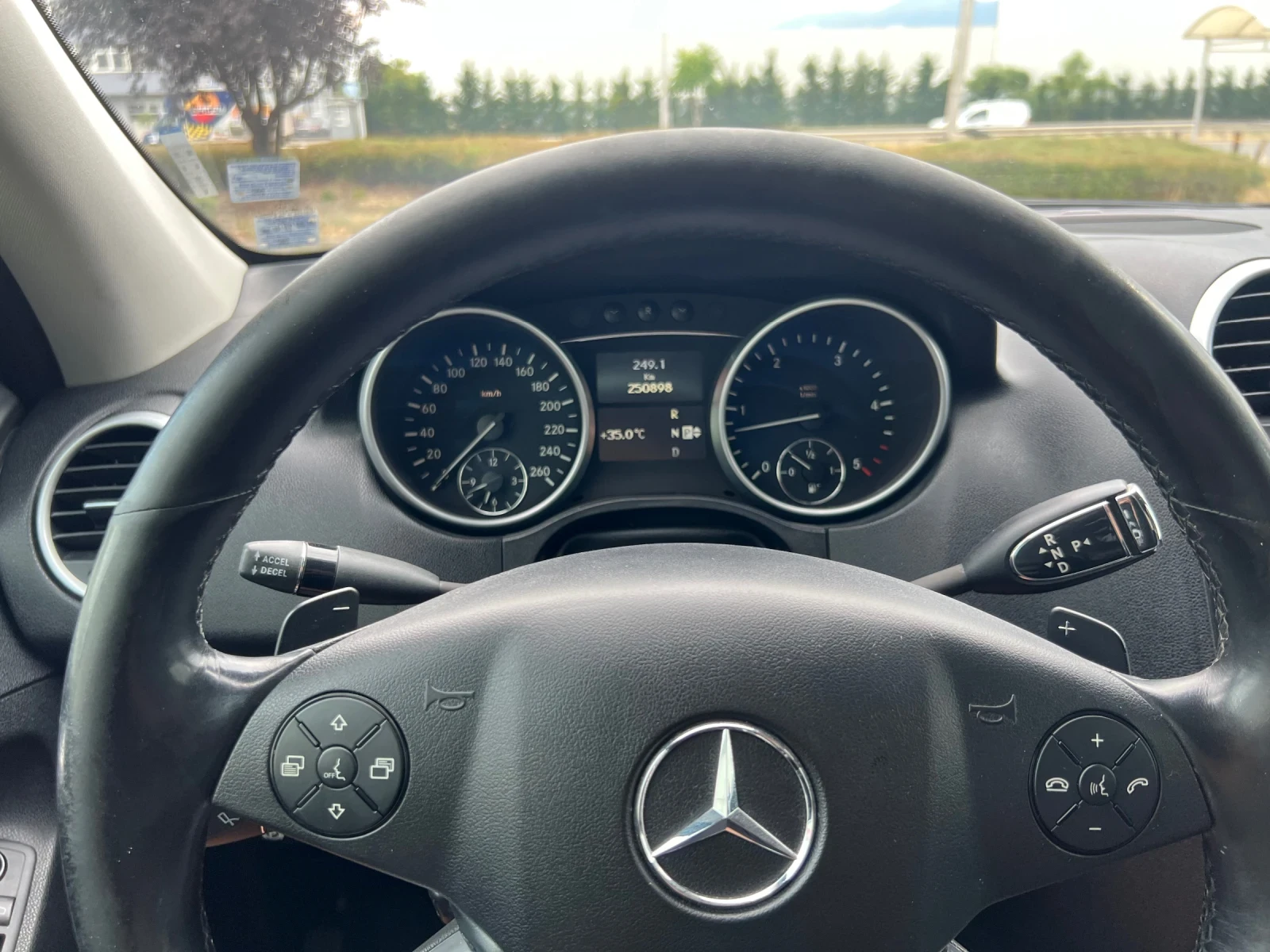 Mercedes-Benz ML 350  - изображение 9