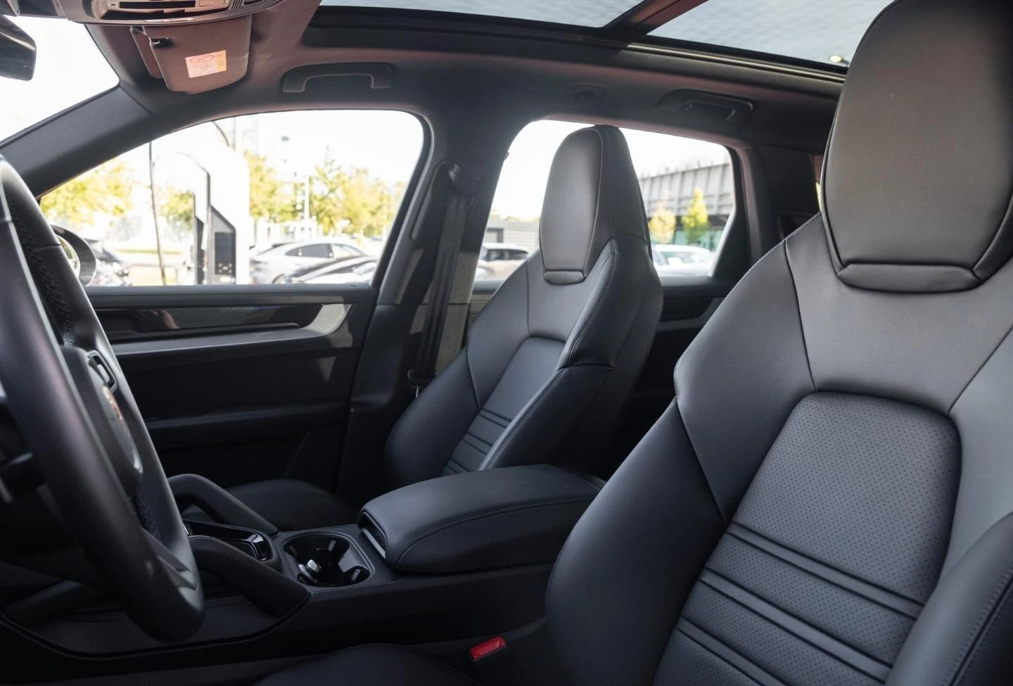 Porsche Cayenne 3.0 V6 MATRIX-LED BOSE PANORAMA 360 - изображение 9