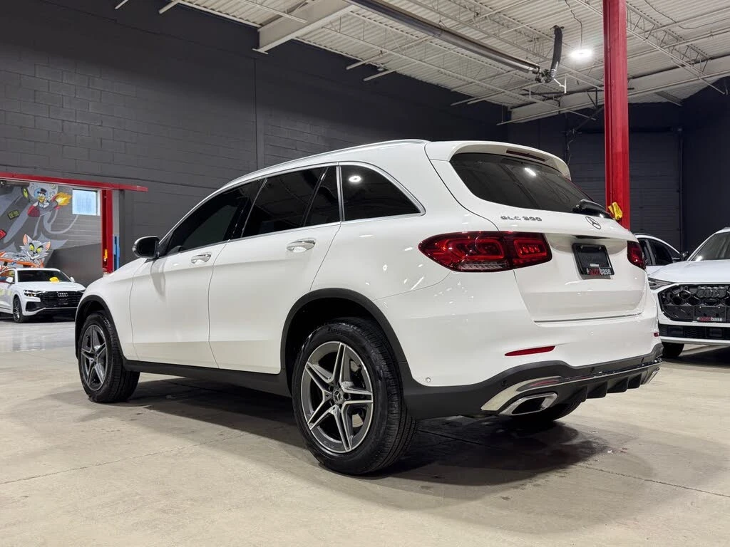 Mercedes-Benz GLC 300 4MATIC AMG* 360CAM* KEYLESS* AMBIENT*  - изображение 5