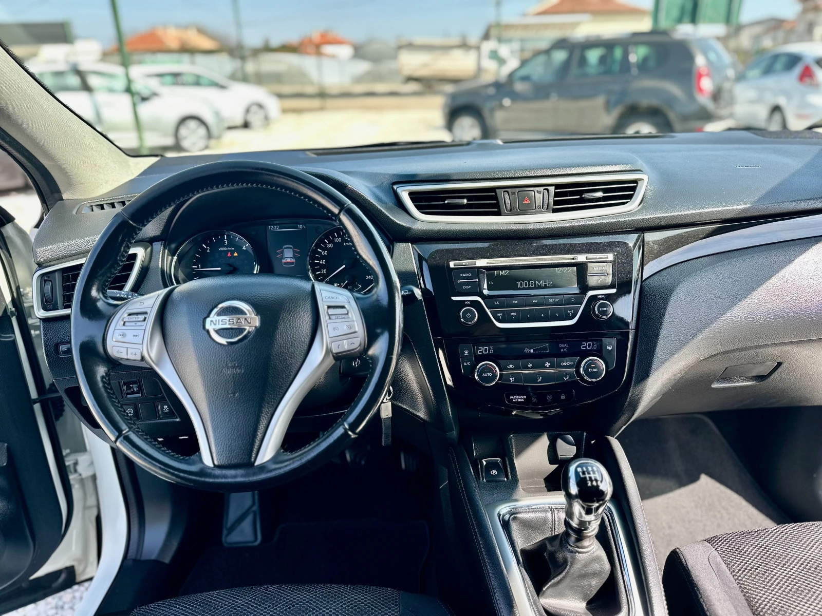 Nissan Qashqai 1.5DCI* PureDRIVE* , снимка 12 - Автомобили и джипове - 53837484