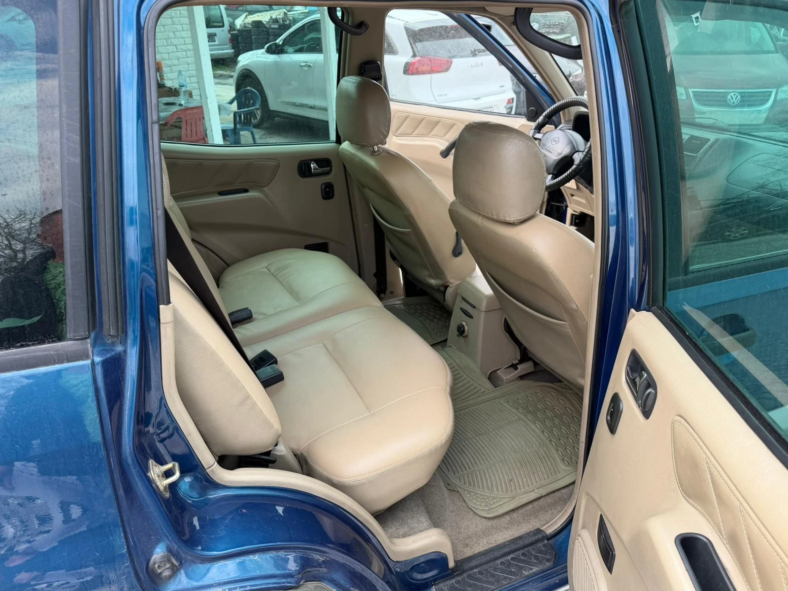 Nissan Terrano 2.7 TD, снимка 11 - Автомобили и джипове - 53881987